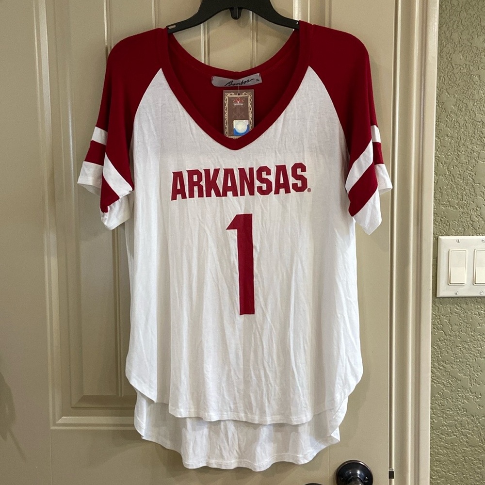 Arkansas Razorback Pullover Tee by Bamboa Brand.  NWT!